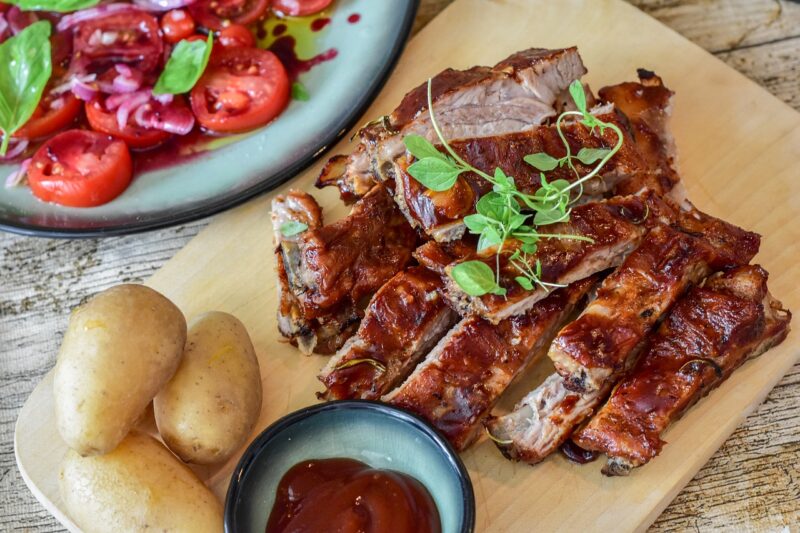 Мясо свинины, польза и вред для здоровья